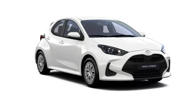 Toyota yaris | ibrida rental vehicle